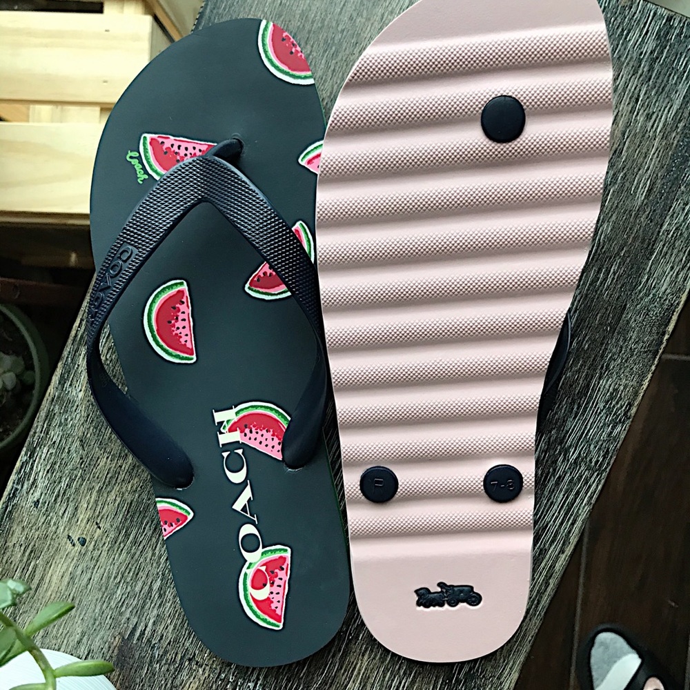 ๐ Size 10 Coach watermelon print flip flops - Picture 6 of 9